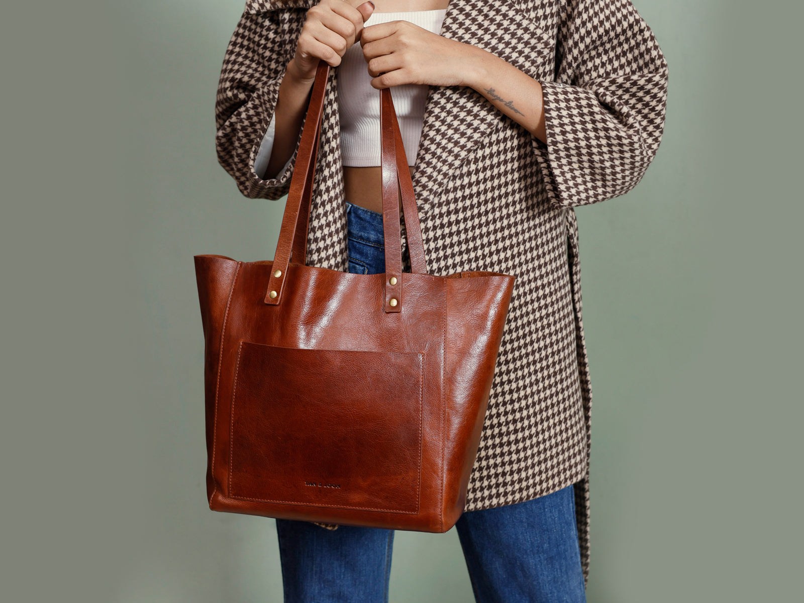 Leather tote bag online tan