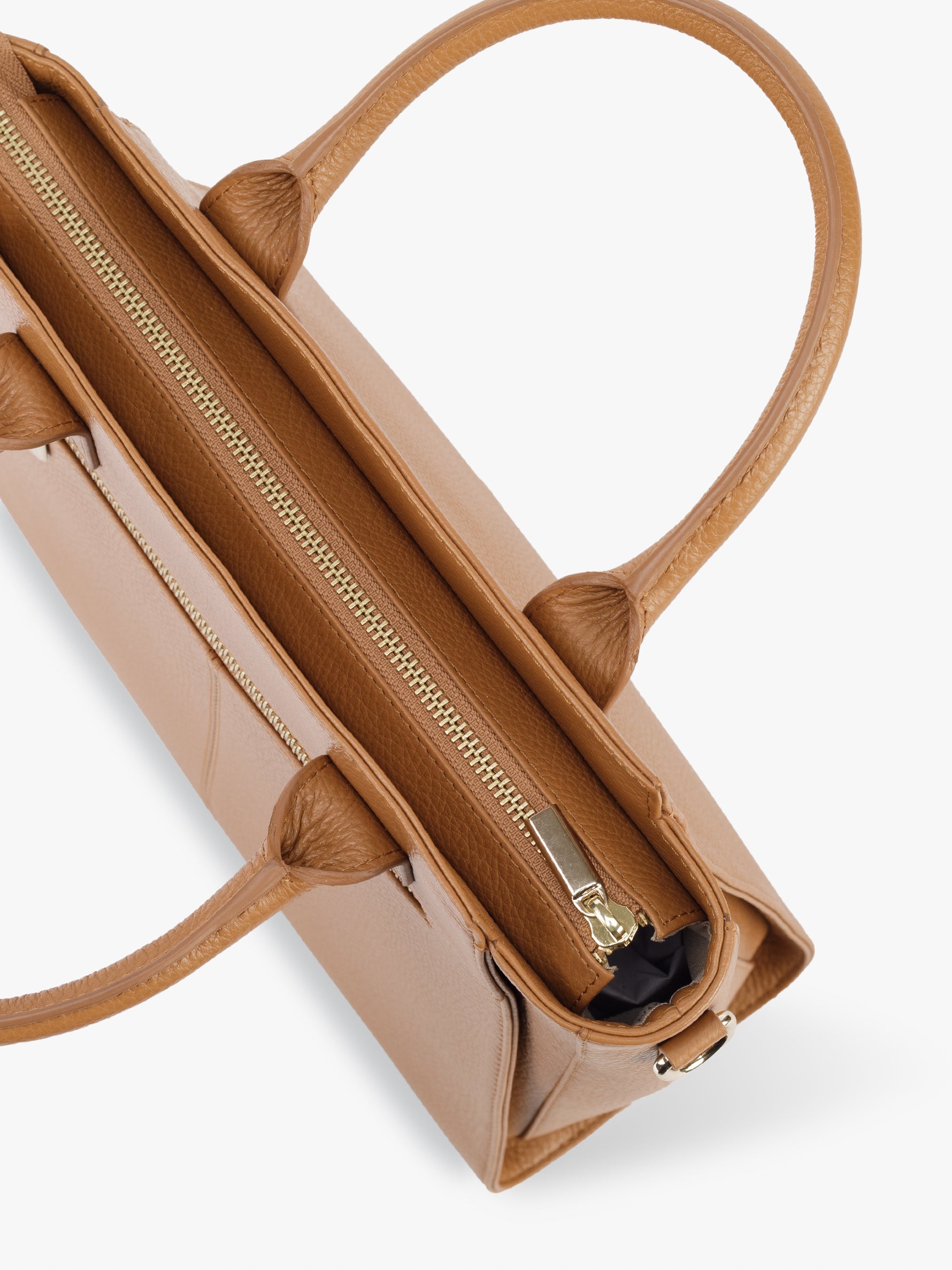 Gamechanger Handbag (Cinnamon Tan)