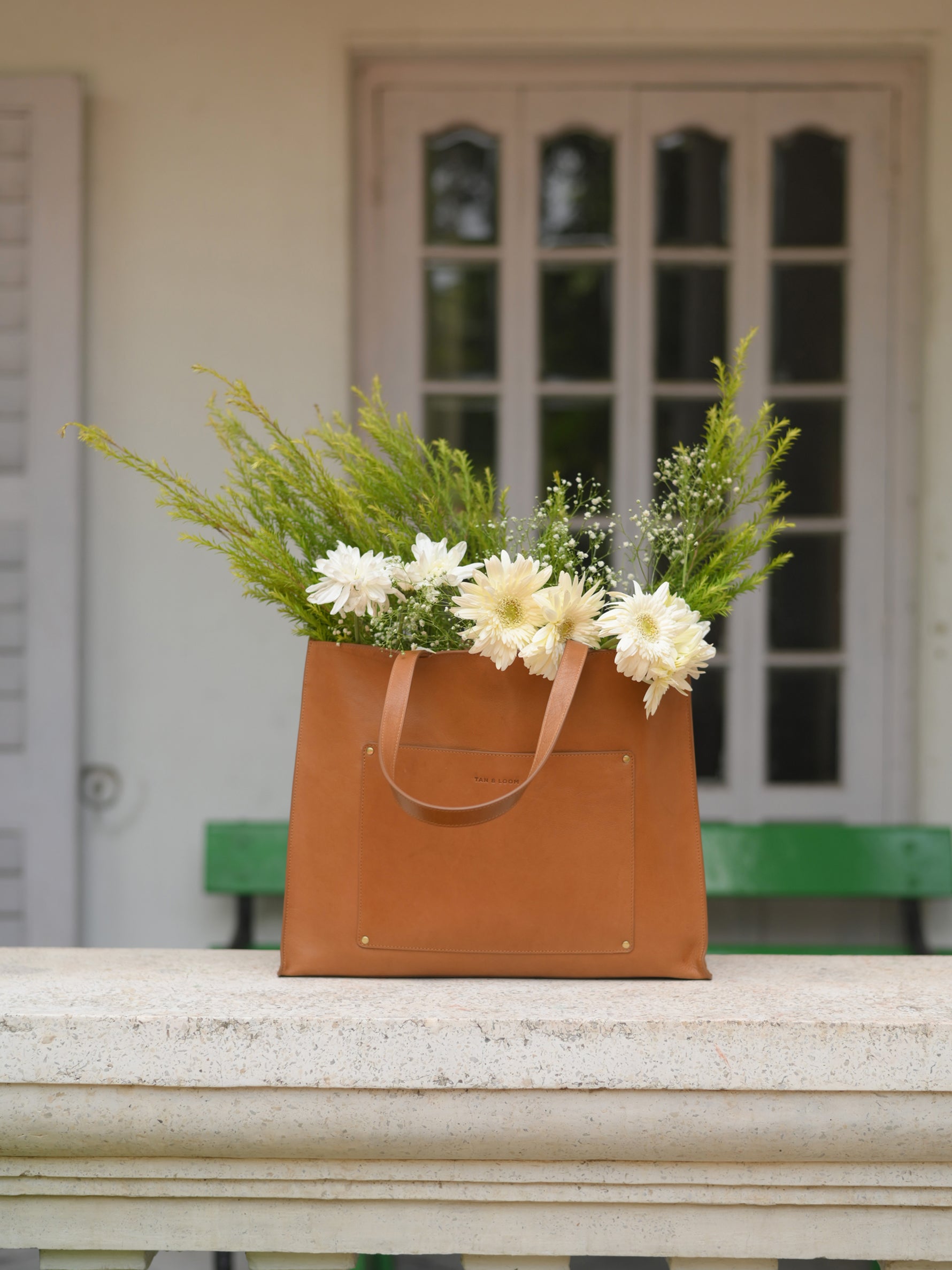 Artist's Tote (Tuscany Tan)